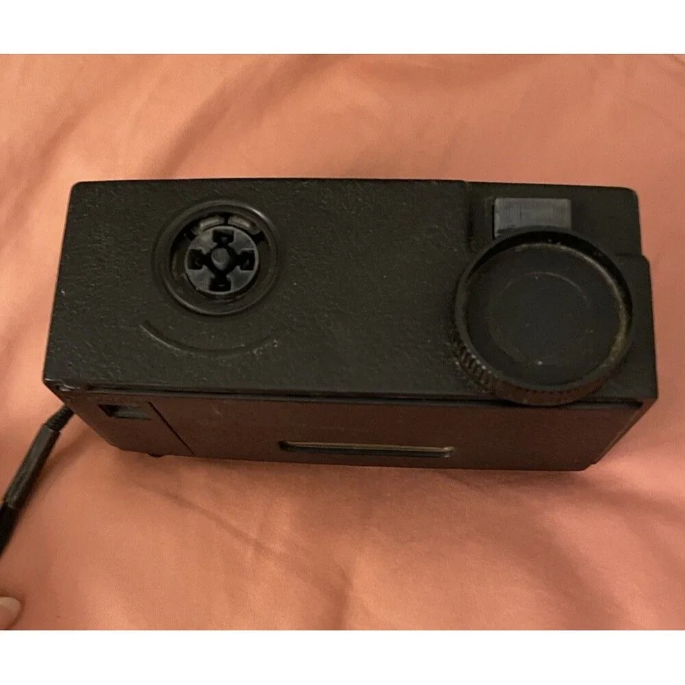 Vintage Kodak Instamatic 44 Camera Clean Made In USA With Wristlet Included